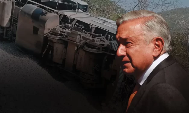 AMLO descarrila a Morena