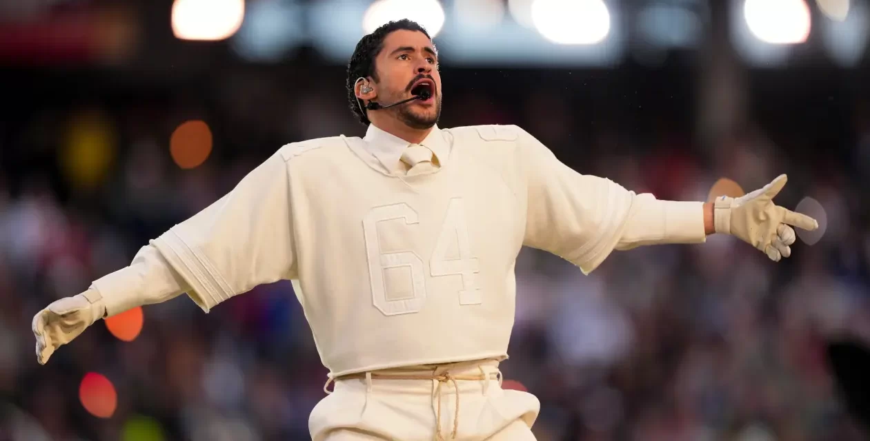 Bad Bunny en el Super Bowl redefine la moda global