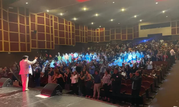 Amor eterno para las mamás en un concierto con causa