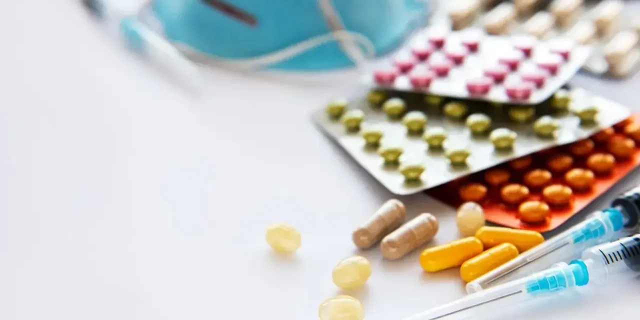 Más farmacias, menos medicinas